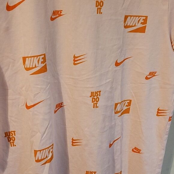 Nike tee top large - Picture 2 of 3